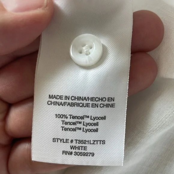 White button down tunic - Picture 3 of 3